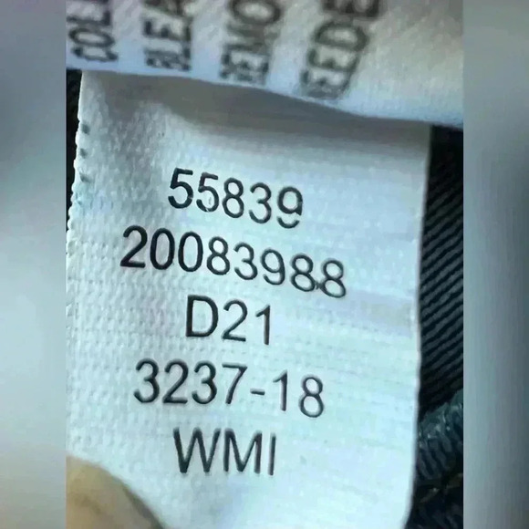 Duluth Trading Company Women’s Jean-Netics High Rise Slim Leg Jeans - Size 10S - Picture 9 of 9